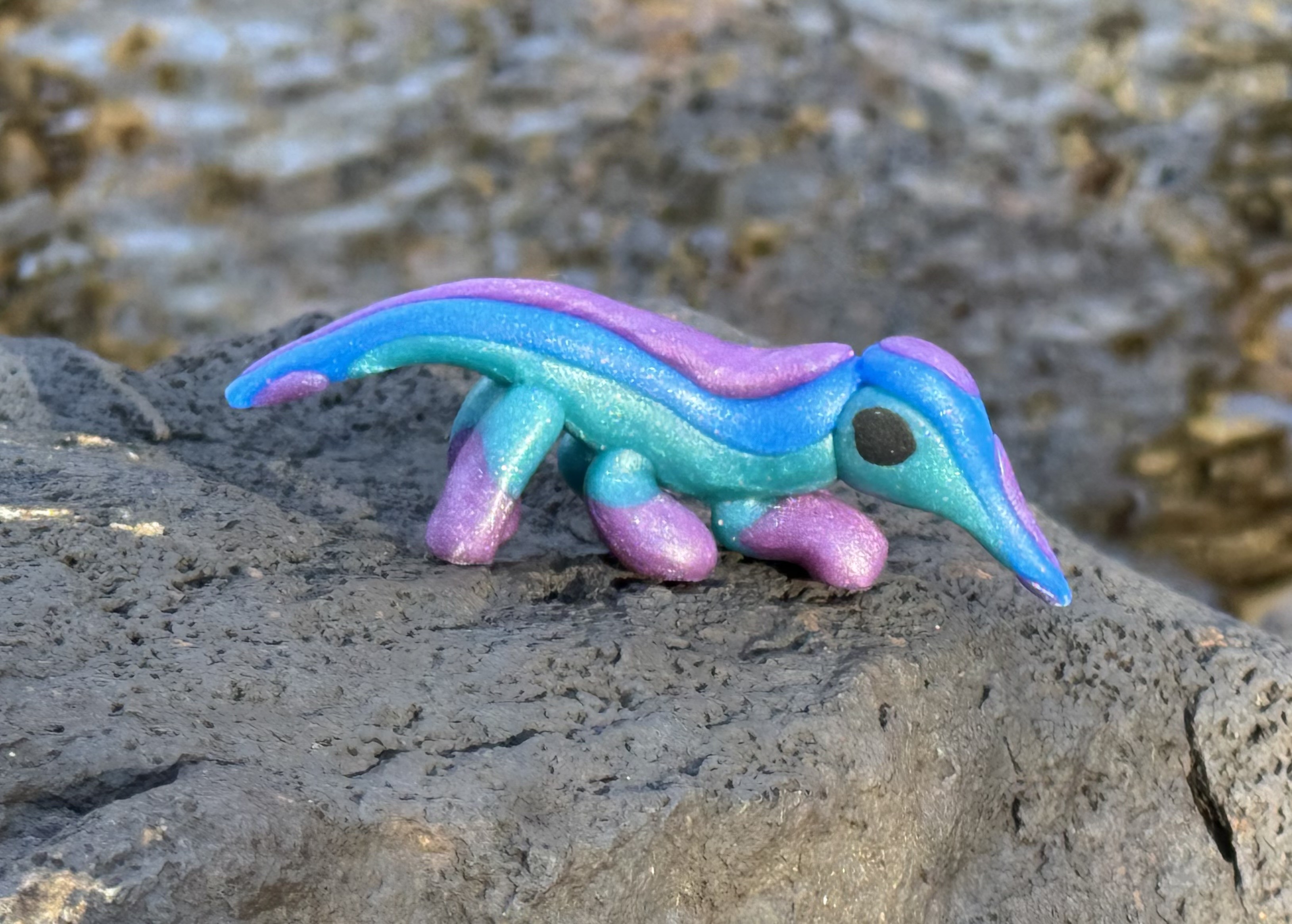 Likes the water - By @creaturemaker345 on Itaku